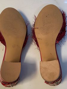 Metro Shoes For Ladies