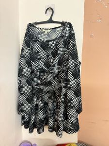 Patterned Peplum Top