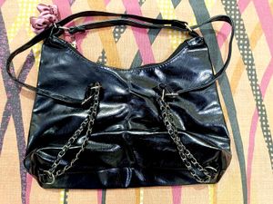 Butterfly Black Handbag Cum Backpack