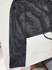 Backless Black Top