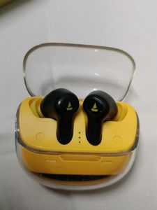 One Plus Yellow Black Earpods