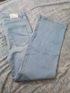 Light Wash Wide Leg Denim Jeans