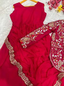 Ethnic Gown For Women&#39;s