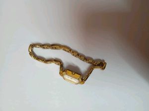 vintage gold women's luxury timeless watch