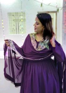 Elegant Purple Ethnic Gown
