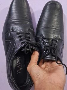 YUVA Formal Black Shoes