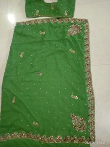 Dark Green Saree With Blouse