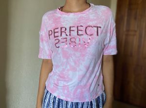 Perfect Vibes Tee