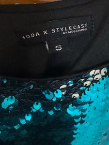 Sparkling Sequin Mini Dress🪩💙