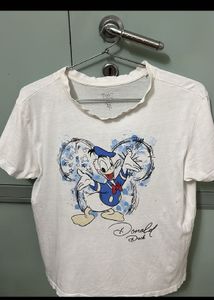 Donald Duck Graphic Tee