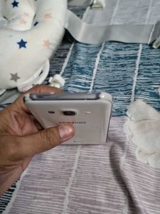 Samsung Mobile Phone j5 With Free Candle Lamp