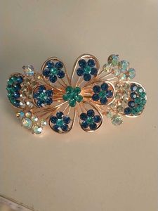 Floral Crystal Hair Clip