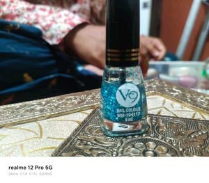 Sparkling Blue  and mix clr Nail Polish