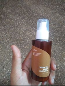 Isntree Green Tea Emulsion