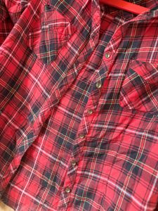 Unisex Red And Black Checks Shirt