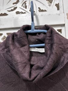 🎀Imported Dark Brown Turtleneck Top C