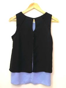 Chic Sleeveless Two-Tone Top