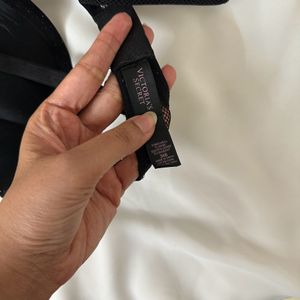 Victoria Secret Plunge Push Up Bra