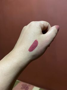 Sugar Liquid Light Weighted Matte Lipstick