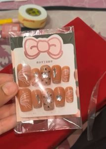 Press-on Nails