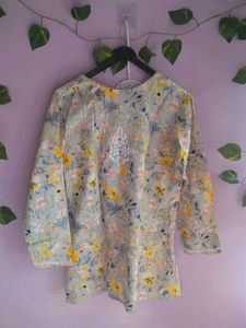 Floral Embroidered Kurta