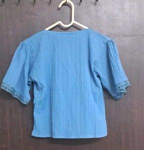Women Tops