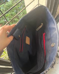 Tommy Hilfiger Brand Logo Self Design Shoulder Bag