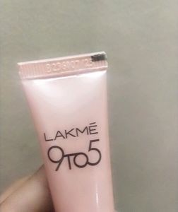 Lakme 9 To 5 (Cool Ivory)
