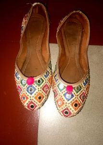 Embroidered Ethnic Flats