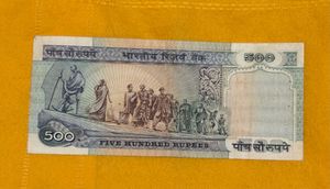 500 Rs Signed By RN Malhotra Rare