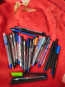 Set Of 30 Stationery Free 2 pencil