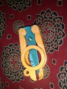 scissor