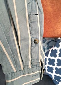 The Indian Garage Striped Shirt (Light Blue)