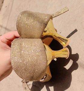 Gold Heels💛 Sale💫