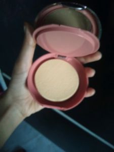Lakme 9 To 5 Primer+ Matte Foundation Compact Powder