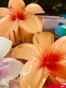 Flower Claw Hair Clips