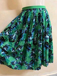 pinterest banana republic branded skirt