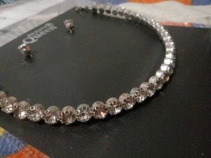 Jewellery Set (necklace with earrings)