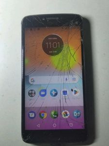 Moto E4 Plus