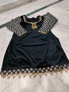 Butique Black Velvet Kurta