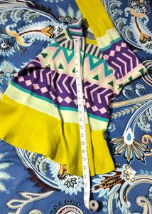 FUN PATTERN SWEATER 💛