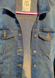 Trendy Blue Denim Jacket for Women