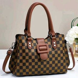 HAND BAG