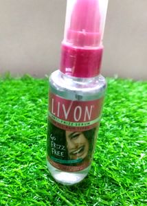 Anti-Frizz Hair Serum 🌱