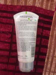 Lotus Herbals Whiteglow Cleansing Facial Foam