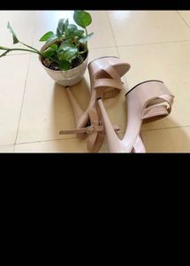 Nude 6inc Heels