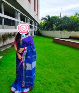 Elegant Blue Linen Saree