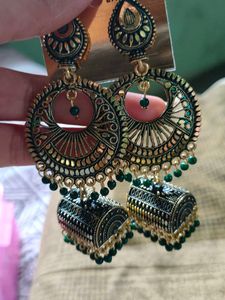 Earings