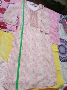 Floral Embroidered Kurta Set