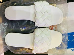 New White Flat